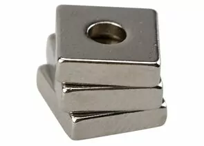 708942 - REXANT Неодимовый магнитный прямоугольник 10x10x3мм с зенковкой 6x3,5мм (уп.3шт, цена за уп) 72-3700 (1)