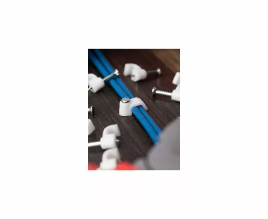 459923 - EKF скоба круглая пластиковая 5 мм (уп. 50 шт., цена за уп.) для крепления кабеля plcn-sr-5 (10)