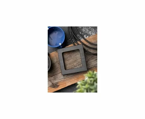 769052 - EKF Стокгольм рамка 1 мест. металл. черная  EZM-G-302-10 (9)